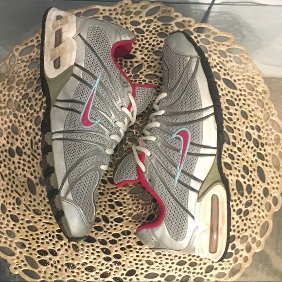 Nike Air Max - Picture 3 of 7